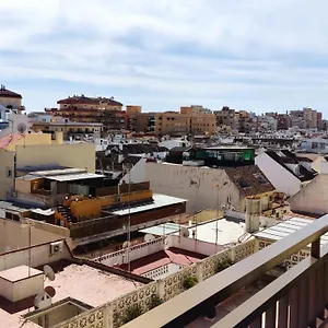 En El Centro Y Al Lado De La Playa Apartamento Fuengirola